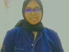 Leak: Muslim Girl Stripped Naked For Boyfriend