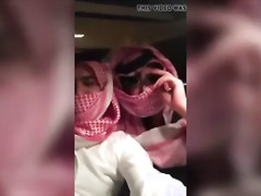 Short Arab Boobs Show